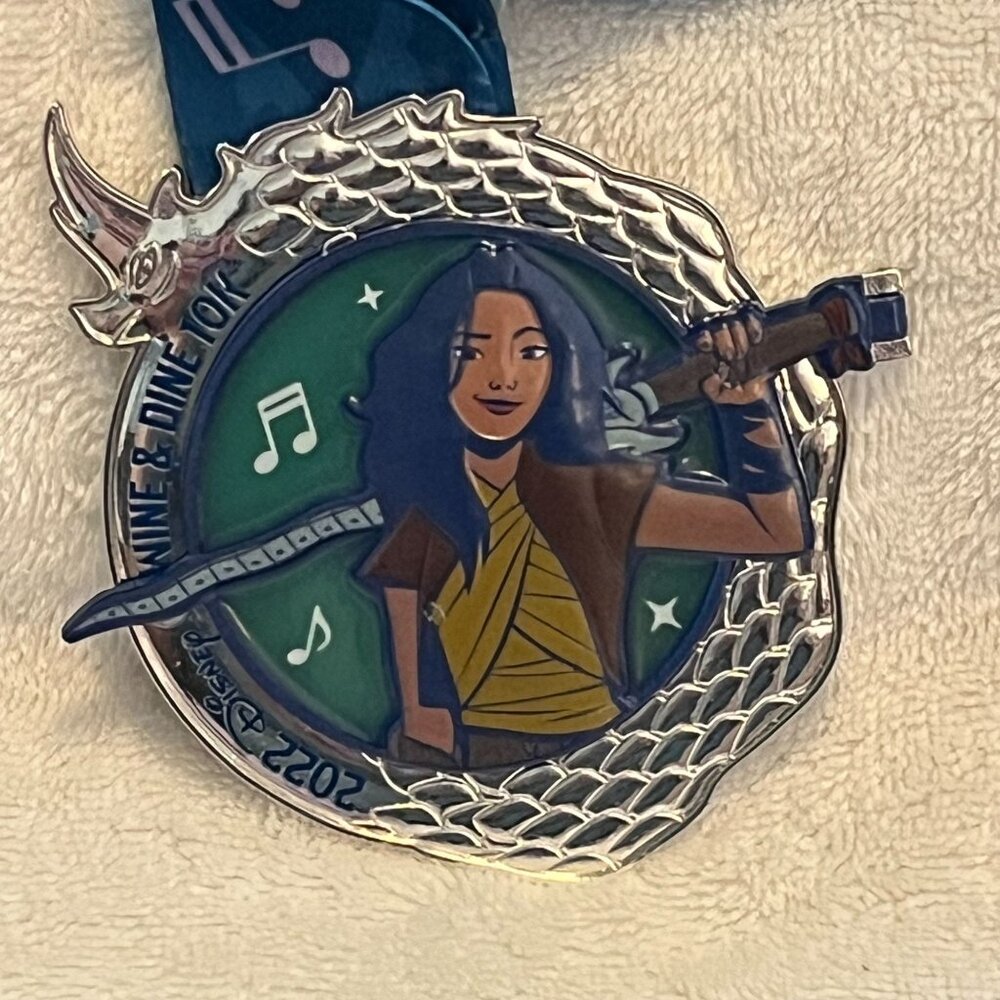 2022 Wine‎ and Dine 10K Raya and the Dragon Run Disney Medal Walt Disney World